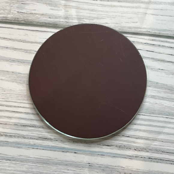 Clear 1.5" Oyster Figure Decor with Pearl &Mirror Plate Rainbow Effect Unmarked - Picture 9 of 9